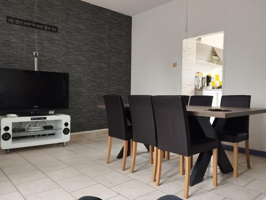 Agreable Maison Avec Parking Gratuit Lejlighed Amiens Eksteriør billede