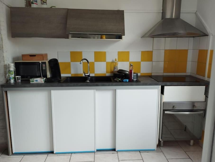 Agreable Maison Avec Parking Gratuit Lejlighed Amiens Eksteriør billede